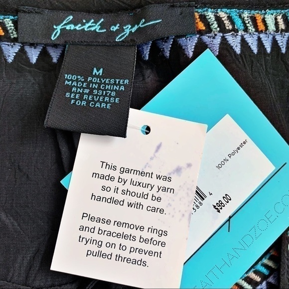 𝅺FAITH + Zoe Embroidered Tunic NWT Size M - Picture 8 of 8